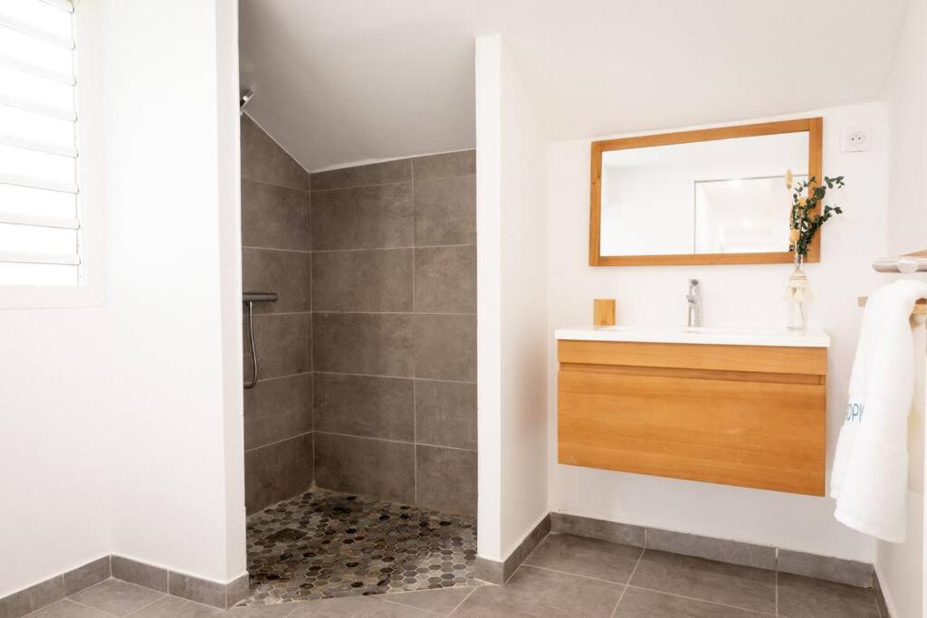 Ti Chill, Appartement 3 Pieces Neuf Front De Mer Les Anses-d'Arlets Esterno foto